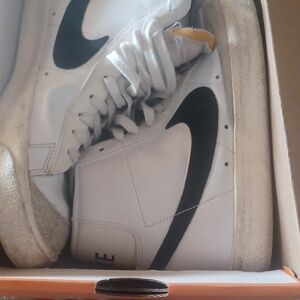Nike Blazer Mids